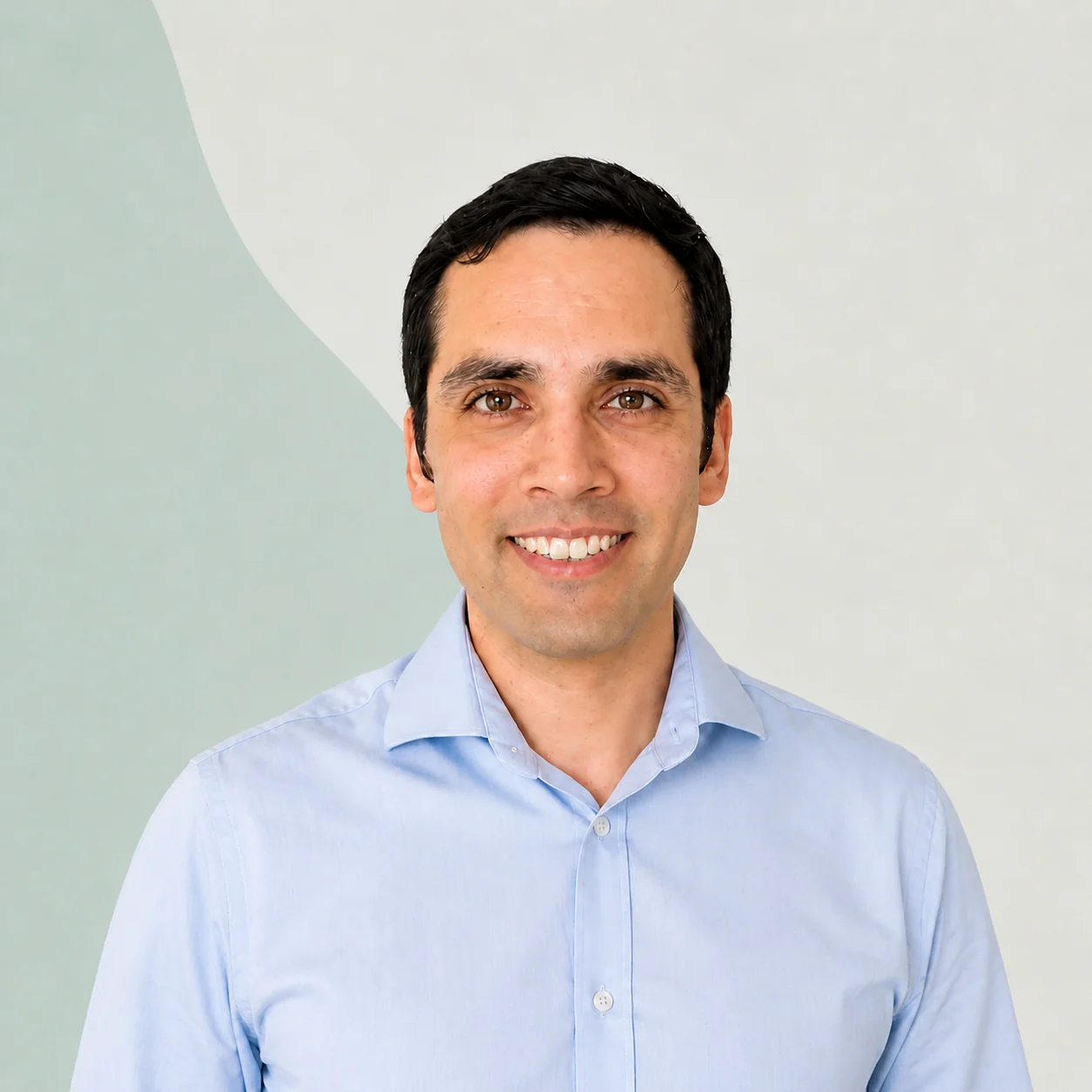 Dr. Fabian Araya
